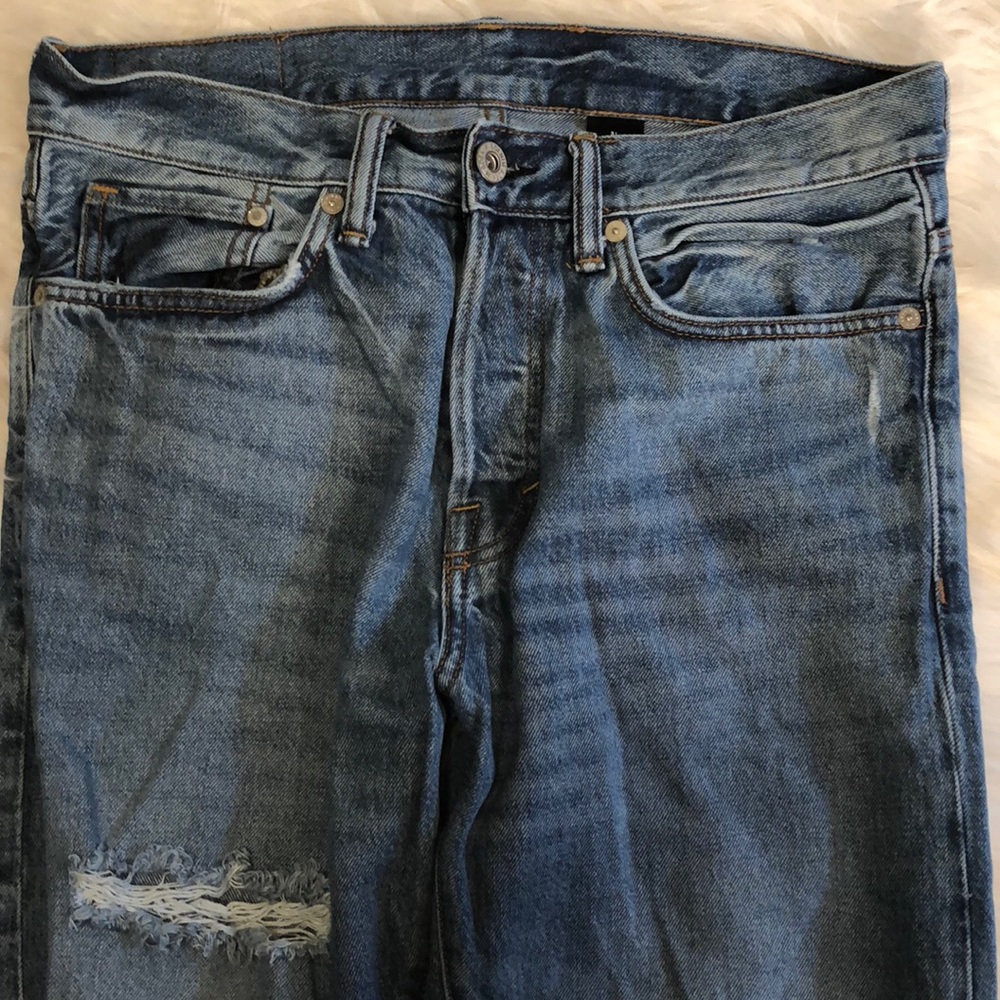 &Denim Distressed Jeans Size 31